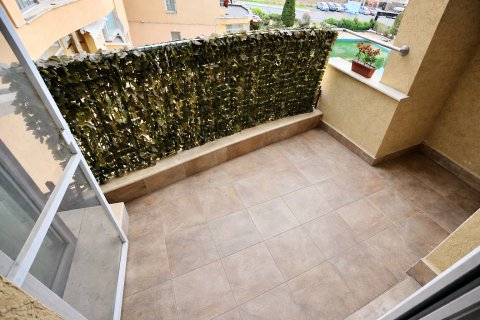 Fully furnished and equipped 2-bedroom apartment for sale in the Kamelia Garden complex