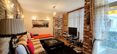 Fully furnished and equipped 2-bedroom apartment for sale in the Kamelia Garden complex