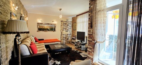 Fully furnished and equipped 2-bedroom apartment for sale in the Kamelia Garden complex