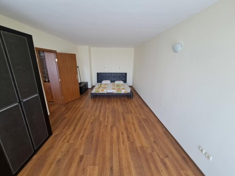 For sale 3-room apartment with sea view in Sunny Beach