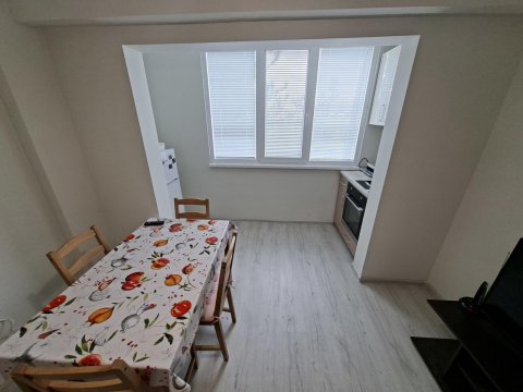 I am selling a furnished 2-room apartment after reconstruction in a panel house in the residential area of Slavejkov in Burgas.