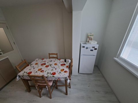I am selling a furnished 2-room apartment after reconstruction in a panel house in the residential area of Slavejkov in Burgas.