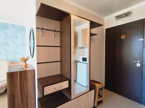 One-room apartment in Sveti Vlas - comfort, good location and low maintenance costs