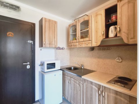 One-room apartment in Sveti Vlas - comfort, good location and low maintenance costs