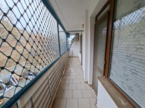 For sale 4 bedroom apartment with sea view and no maintenance fee in Sveti Vlas