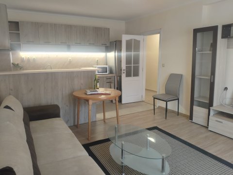 Spacious two-room apartment in a residential building in the Cherno More district, Nesebar