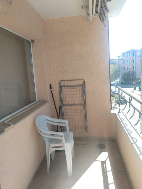 Spacious two-room apartment in a residential building in the Cherno More district, Nesebar