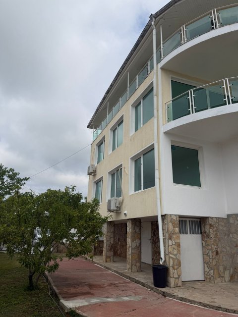 Spacious three-storey house with sea view and large garden in Košaritsa - Čolakova Češma