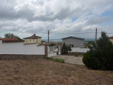 Spacious three-storey house with sea view and large garden in Košaritsa - Čolakova Češma