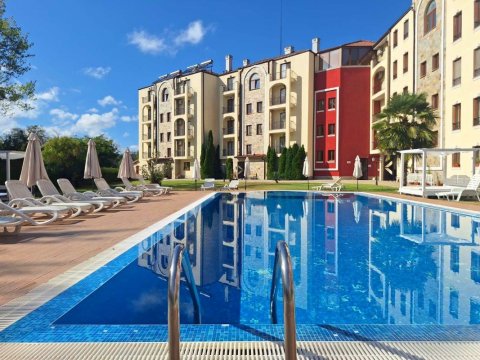 Unique one-room apartment on the first line by the sea in Tsarevo - "Nestinarka" beach