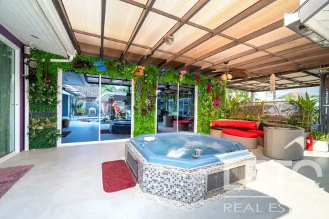Vila v Pattayi, Pattaya