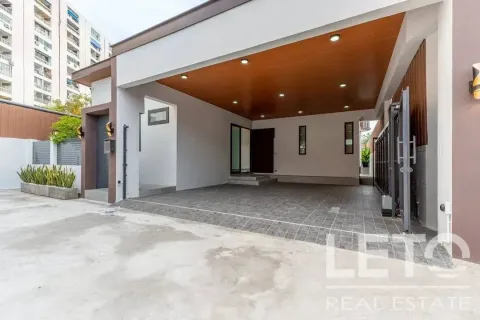 Vila v Pattayi, Pattaya