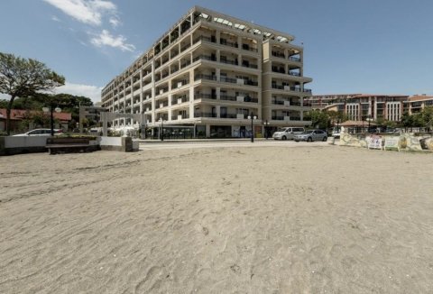 Large studio on the first line in the SPA complex in Pomorie