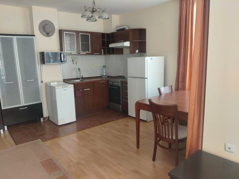 Spacious two-bedroom apartment in the first row to the sea in Privilege Fort, Elenite