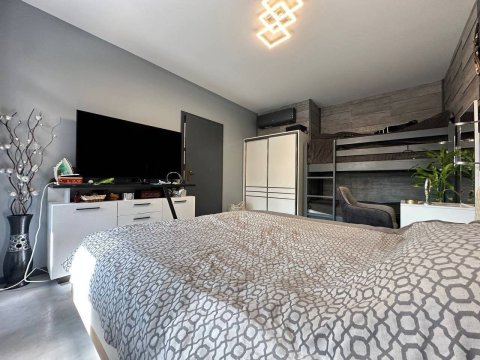 Two-room apartment in Morski Far