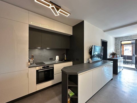 Two-room apartment in Morski Far
