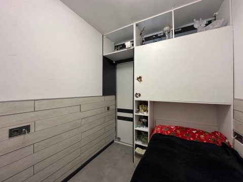 Two-room apartment in Morski Far