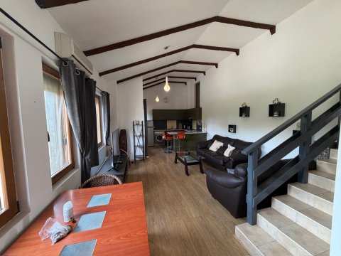 Flat 3 rooms 91 m², с.Кошарица, Bulgaria
