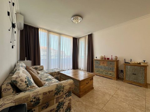 Two-room apartment in Admiral