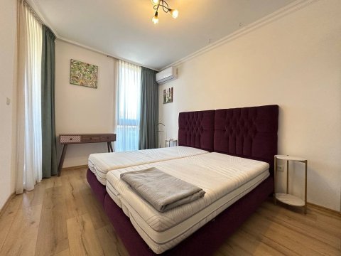 Two-room apartment in Admiral