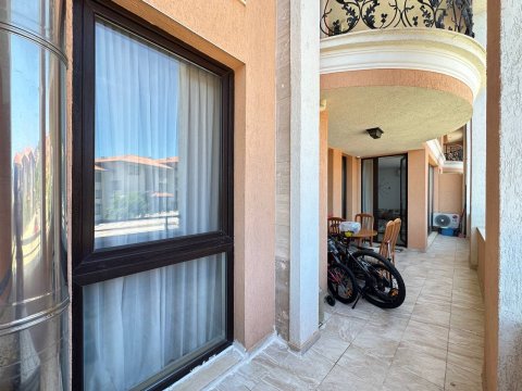Two-room apartment in Admiral