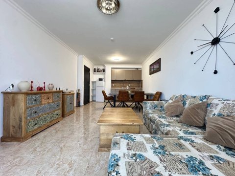 Two-room apartment in Admiral