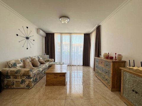 Two-room apartment in Admiral