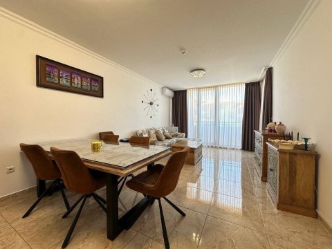 Two-room apartment in Admiral