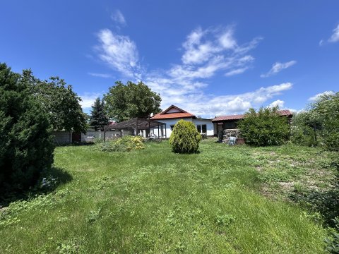 Beautiful Renovated Country House with Large Garden in Sirakovo, Dobrich Region