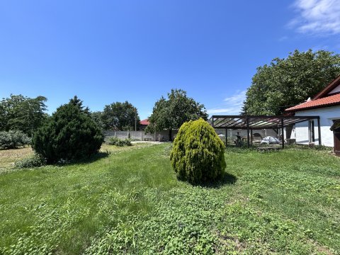 Beautiful Renovated Country House with Large Garden in Sirakovo, Dobrich Region