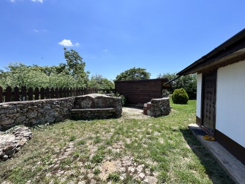 Beautiful Renovated Country House with Large Garden in Sirakovo, Dobrich Region
