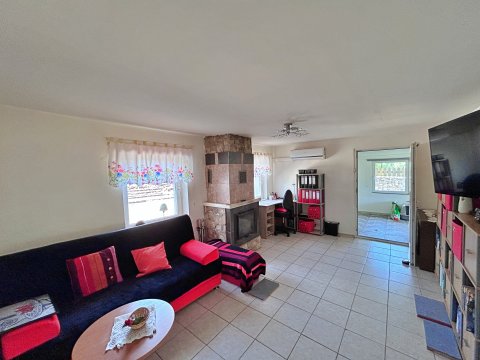 Beautiful Renovated Country House with Large Garden in Sirakovo, Dobrich Region