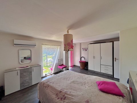 Beautiful Renovated Country House with Large Garden in Sirakovo, Dobrich Region