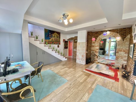 A three-story house with a ready-made business - a family hotel.