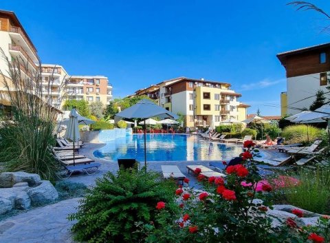 One-room apartment in Paradise Garden
