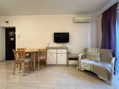 Studio apartment in Esteban