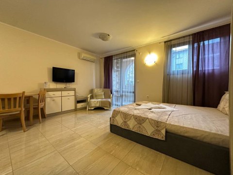 Studio apartment in Esteban