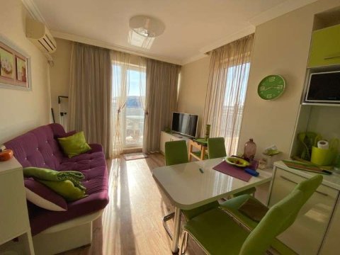 Two-room apartment in Melia 10