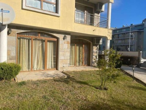 Двустаен апартамент в Слънчев бряг