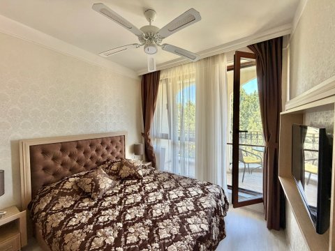 One-bedroom apartment in a luxury complex!