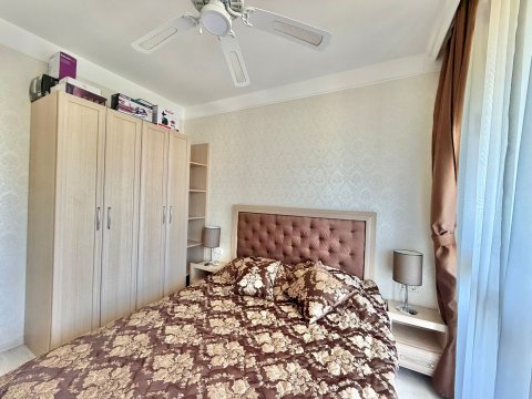 One-bedroom apartment in a luxury complex!