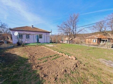 I am selling a renovated one-story house in the village of Zavet, Sungurlare municipality.