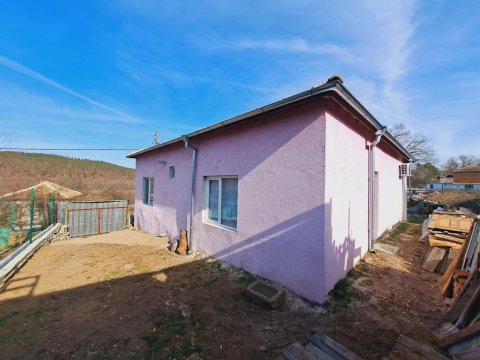 I am selling a renovated one-story house in the village of Zavet, Sungurlare municipality.