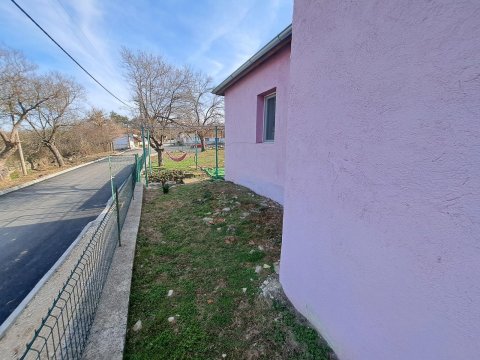 I am selling a renovated one-story house in the village of Zavet, Sungurlare municipality.