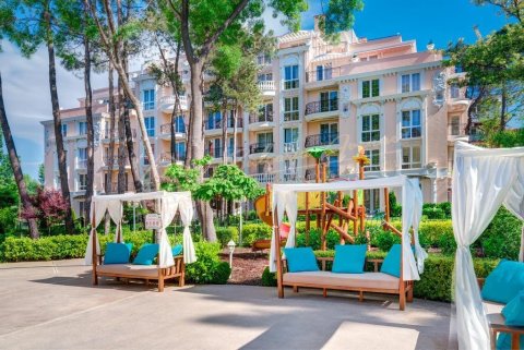 Spacious two-bedroom apartment in the prestigious Venera Palace complex - one of the most elegant places in Sunny Beach