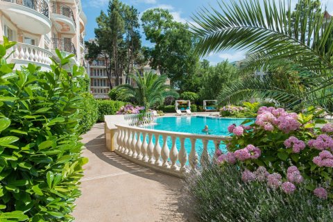 Spacious two-bedroom apartment in the prestigious Venera Palace complex - one of the most elegant places in Sunny Beach