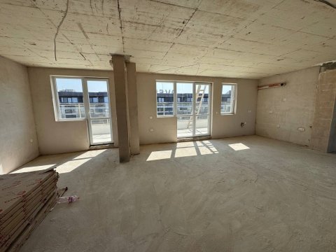 3-Bedroom Apartment in Edelweiss Residential Complex