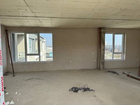 3-Bedroom Apartment in Edelweiss Residential Complex