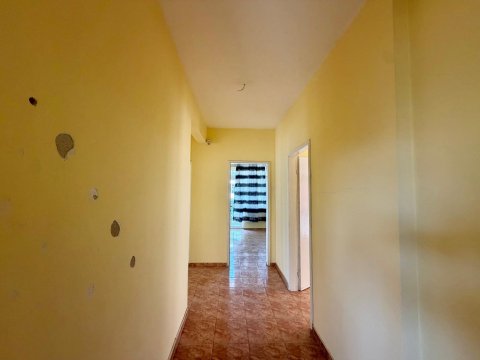Floor of a house with a garage in the center of Ravda - an excellent investment just a few steps from the sea!