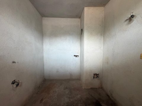 Floor of a house with a garage in the center of Ravda - an excellent investment just a few steps from the sea!